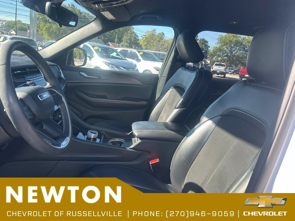 Used 2024 Bright White Clearcoat Jeep Altitude image 4