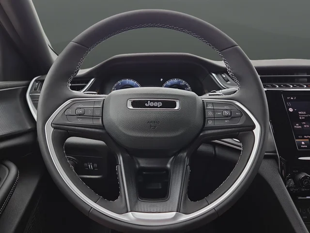 2025 Jeep Grand Cherokee Altitude - Photo 16