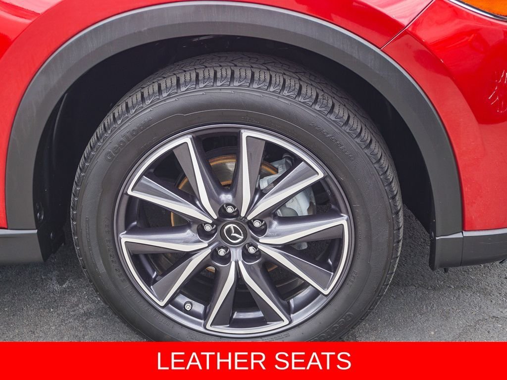Used 2018 Red Mazda Grand Touring image 9