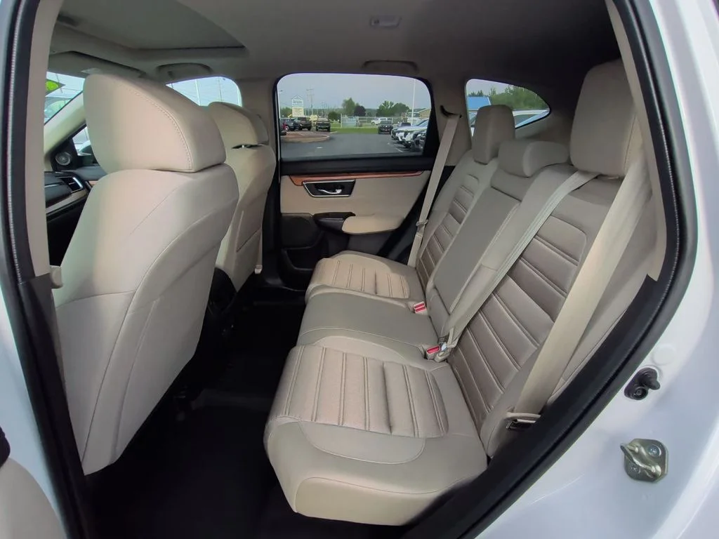 Used 2020 White Honda EX image 23