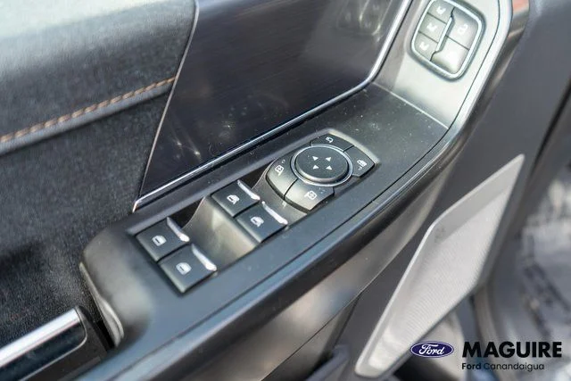 2023 Ford F-150 Raptor - Photo 19