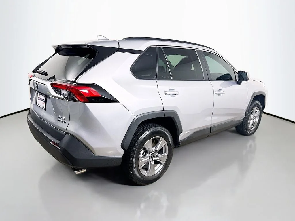 Certified Used 2022 Silver Sky Metallic Toyota Hybrid XLE image 7