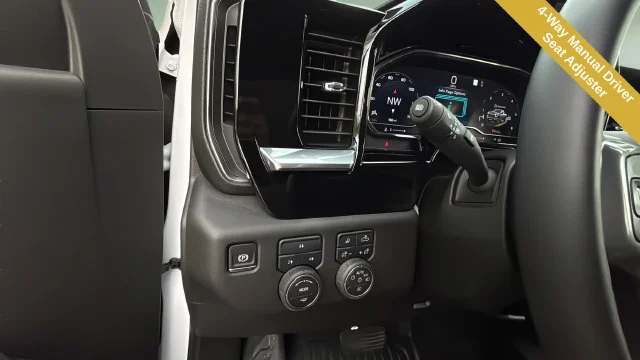 Used 2025 Summit White Chevrolet LT image 25