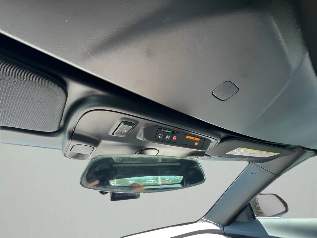 Used 2022 Black Chevrolet 2LT image 13