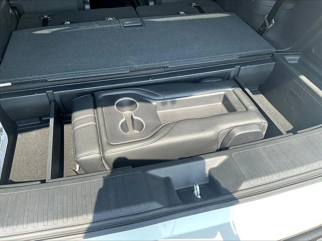 New 2026 Platinum White Pearl Honda AWD EX-L image 32
