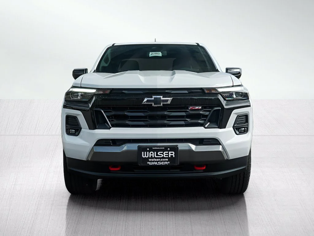 New 2026 Summit White Chevrolet Z71 image 2