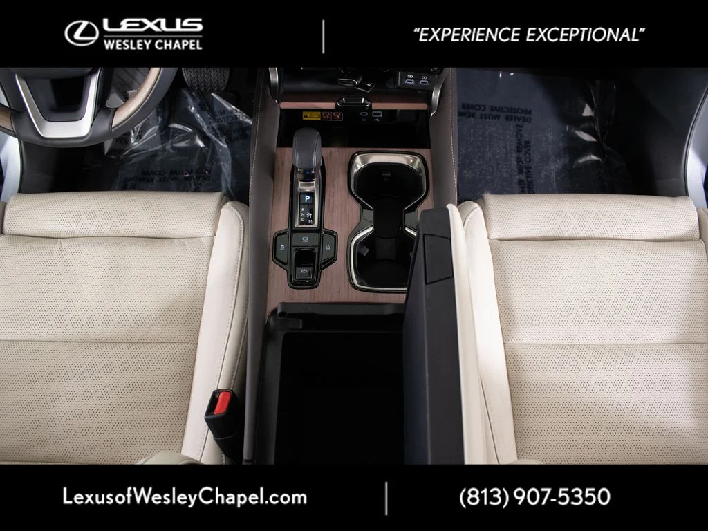 Used 2024 Silver Lexus 350 Luxury image 19