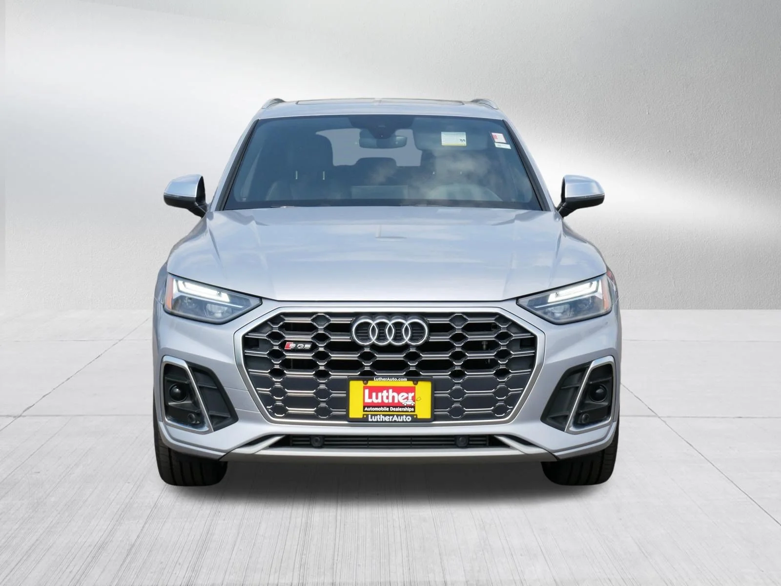 Used 2022 Audi SQ5 Premium with VIN WA1A4AFY0N2133021 for sale in Hopkins, Minnesota