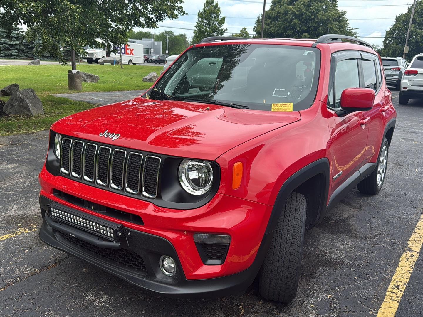 Used 2021 Colorado Red Clearcoat Jeep Latitude image 2