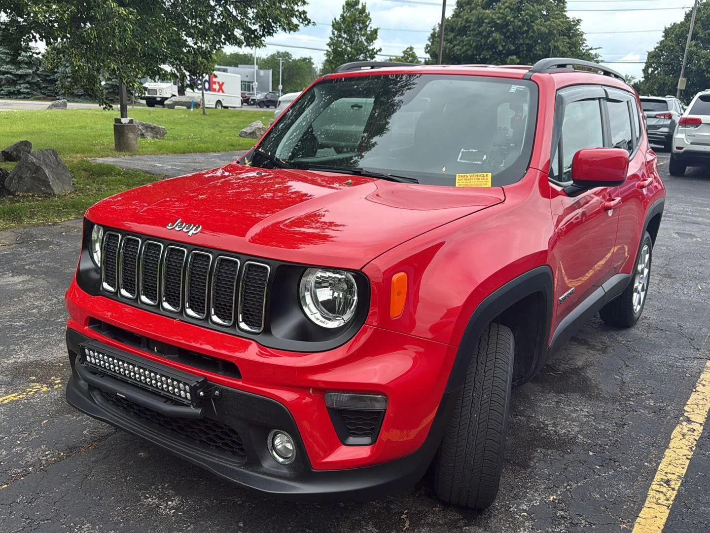 Used 2021 Colorado Red Clearcoat Jeep Latitude image 2