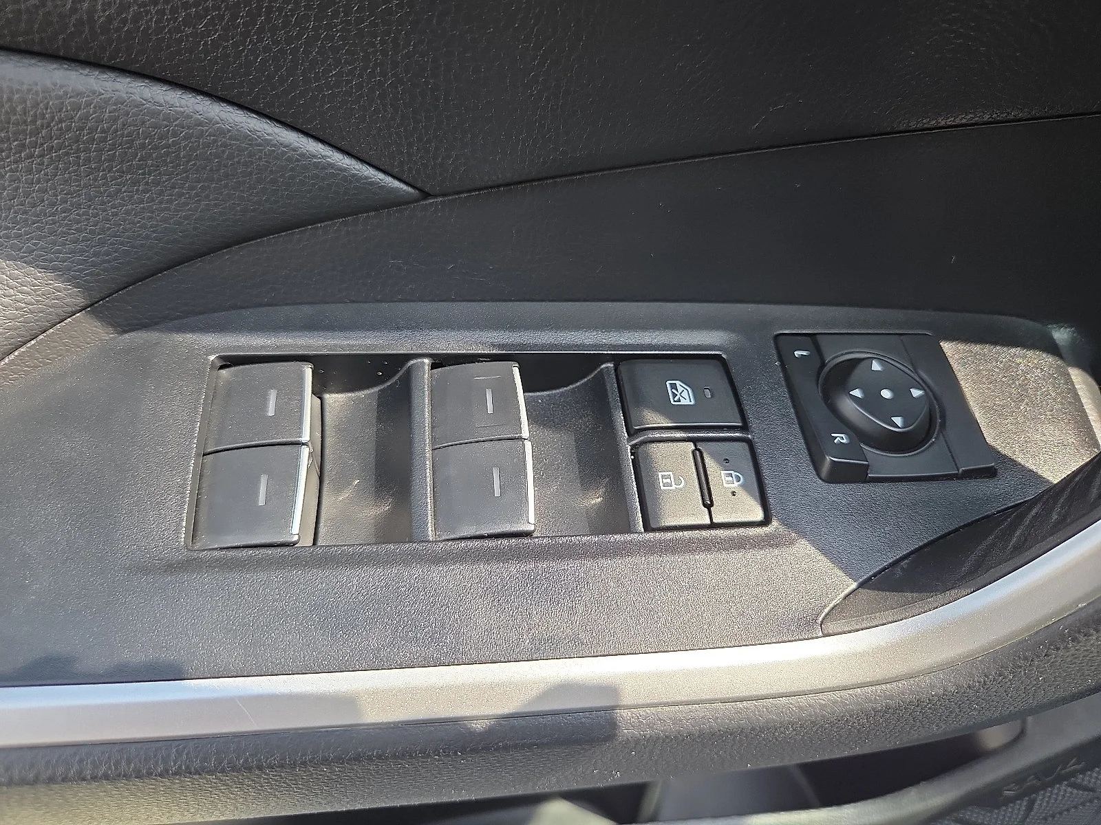 Used 2024 Midnight Black Metallic Toyota XLE Premium image 15