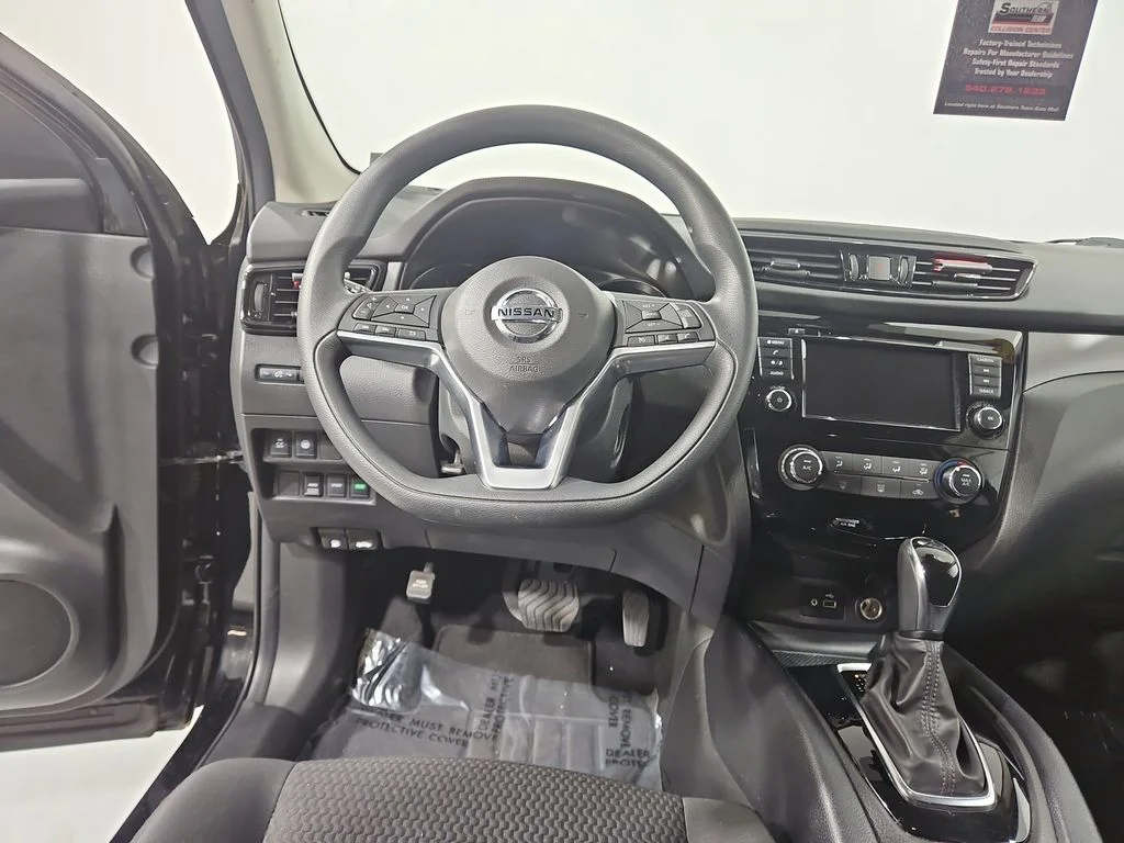 Used 2021 Black Nissan S image 14
