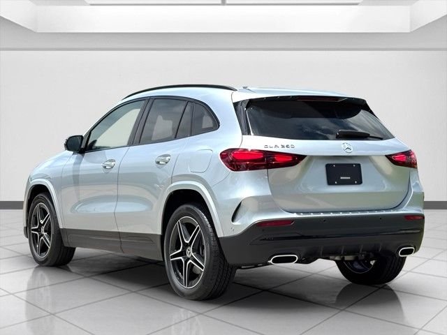 Used 2025 Silver Mercedes-Benz GLA 250 image 4