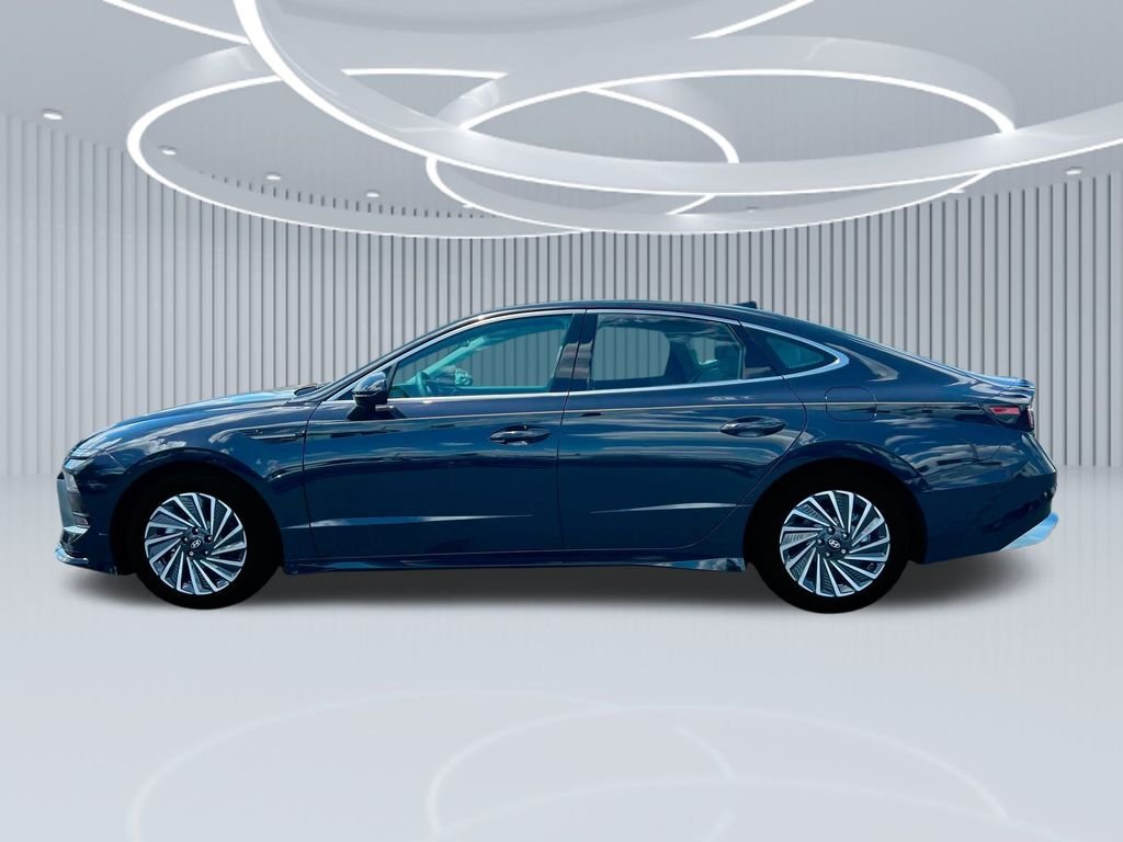 New 2025 Blue Hyundai SEL image 22