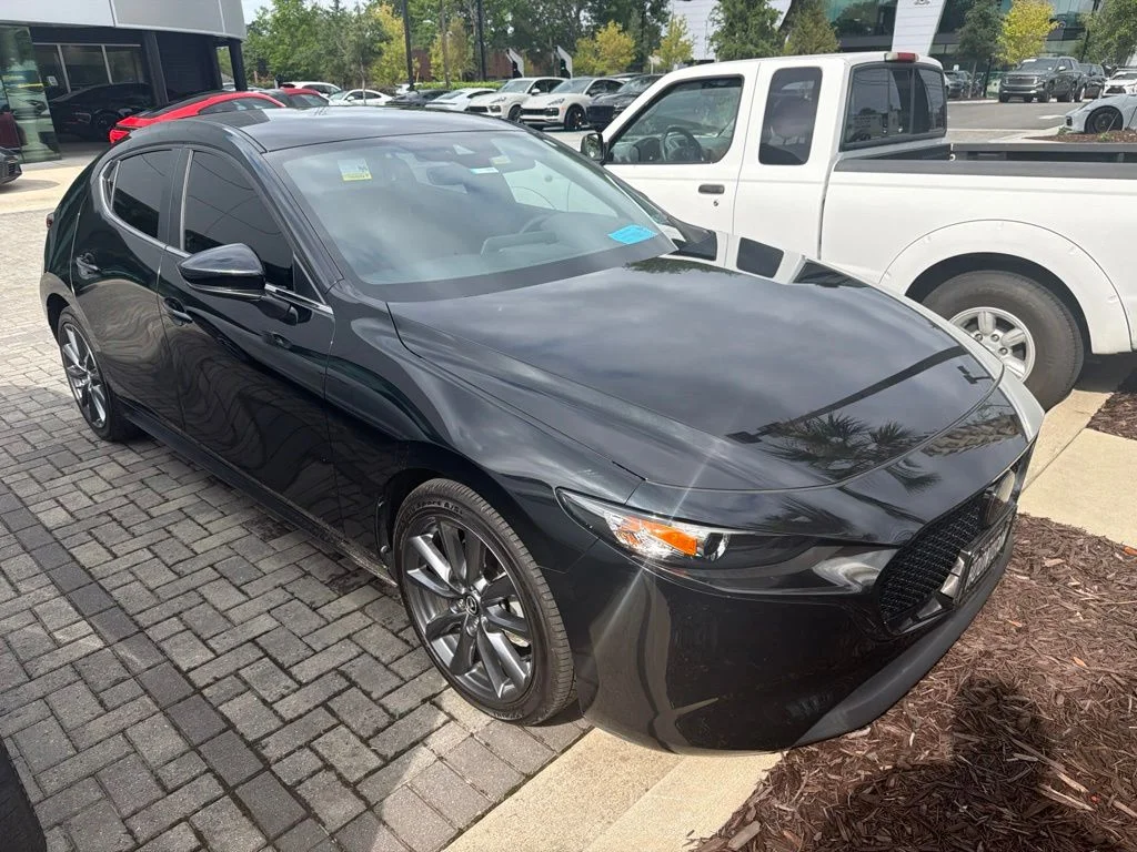 Used 2021 Black Mazda Select image 4