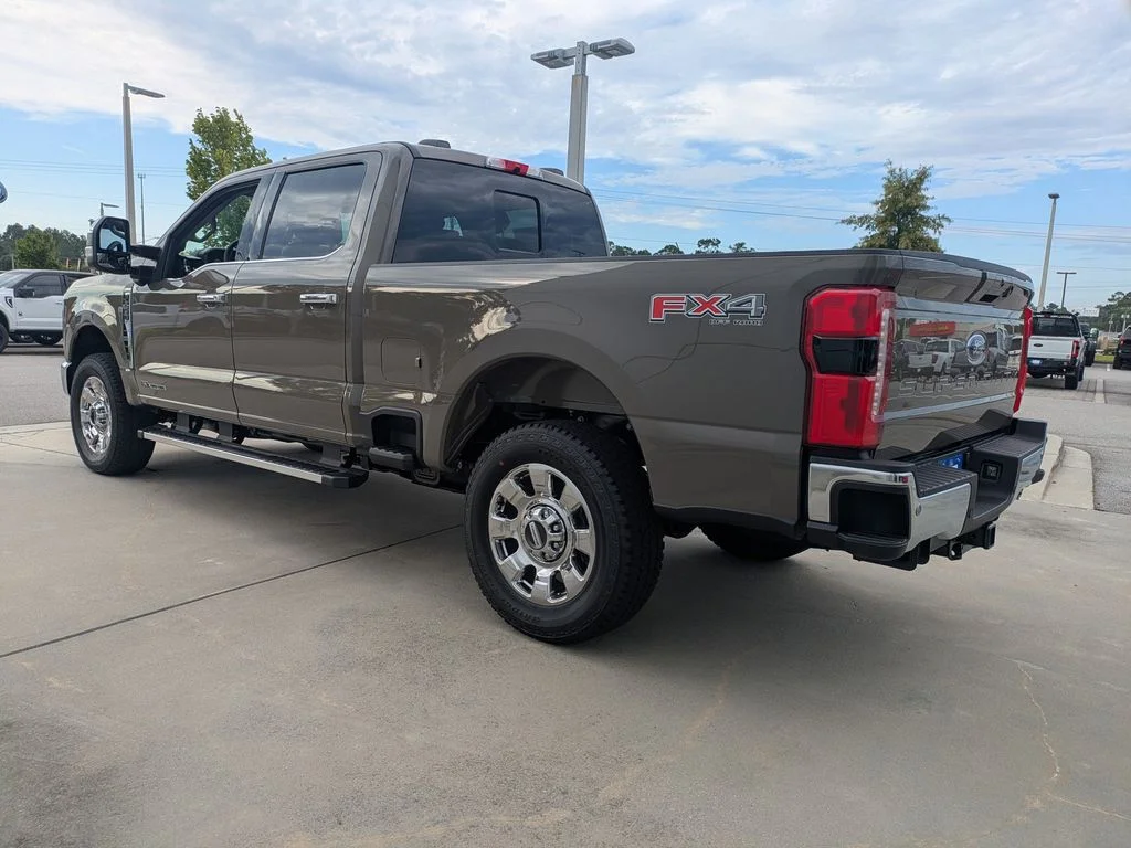 New 2026 Marsh Gray Ford Lariat image 6
