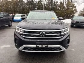 Used 2023 Volkswagen Atlas SE w/Tech with VIN 1V2KP2CA7PC548993 for sale in Kansas City