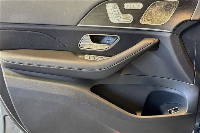 New 2026 Selenite Grey Metallic Mercedes-Benz GLS 450 image 46