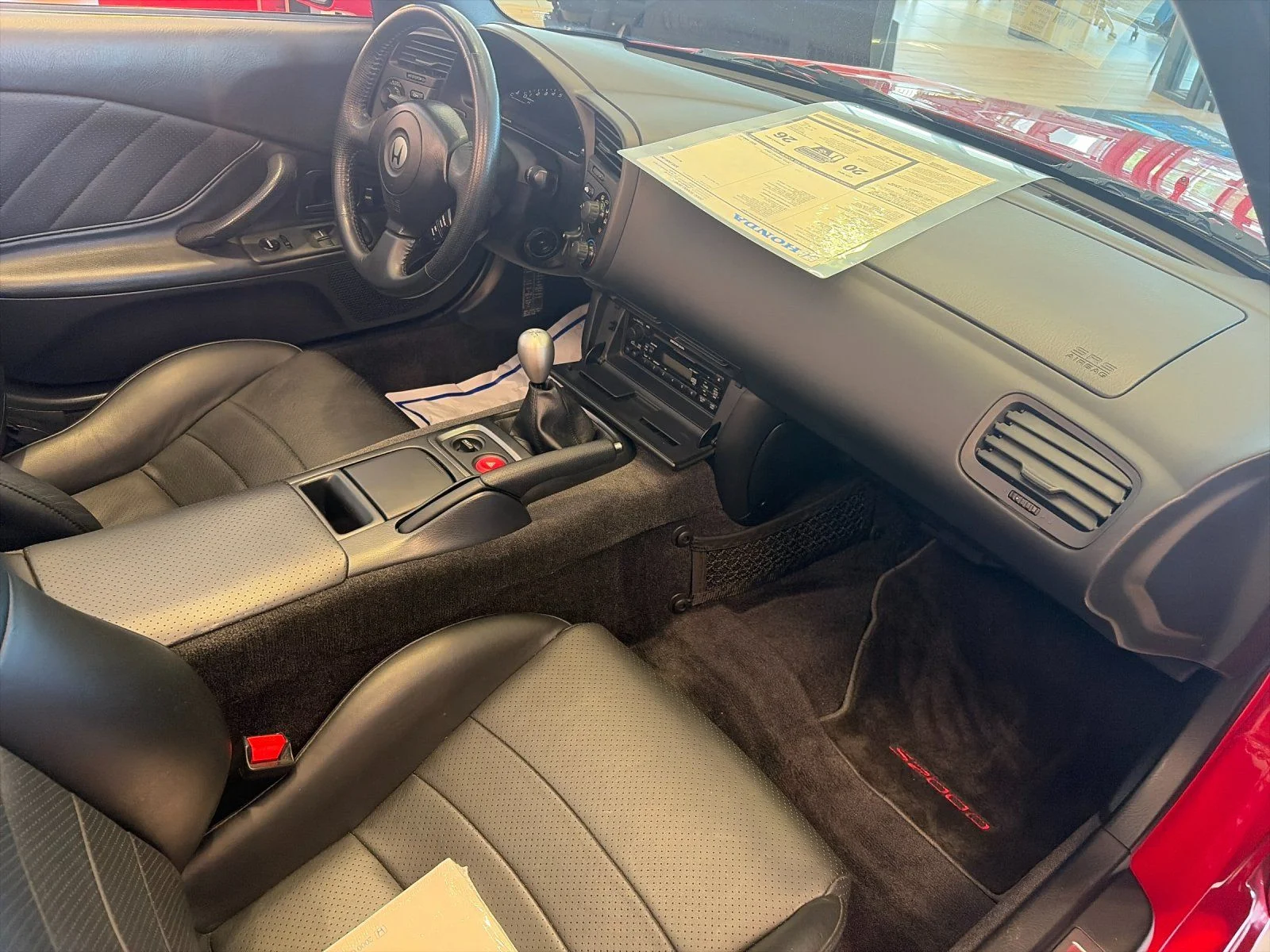 Used 2000 New Formula Red Honda Base image 15