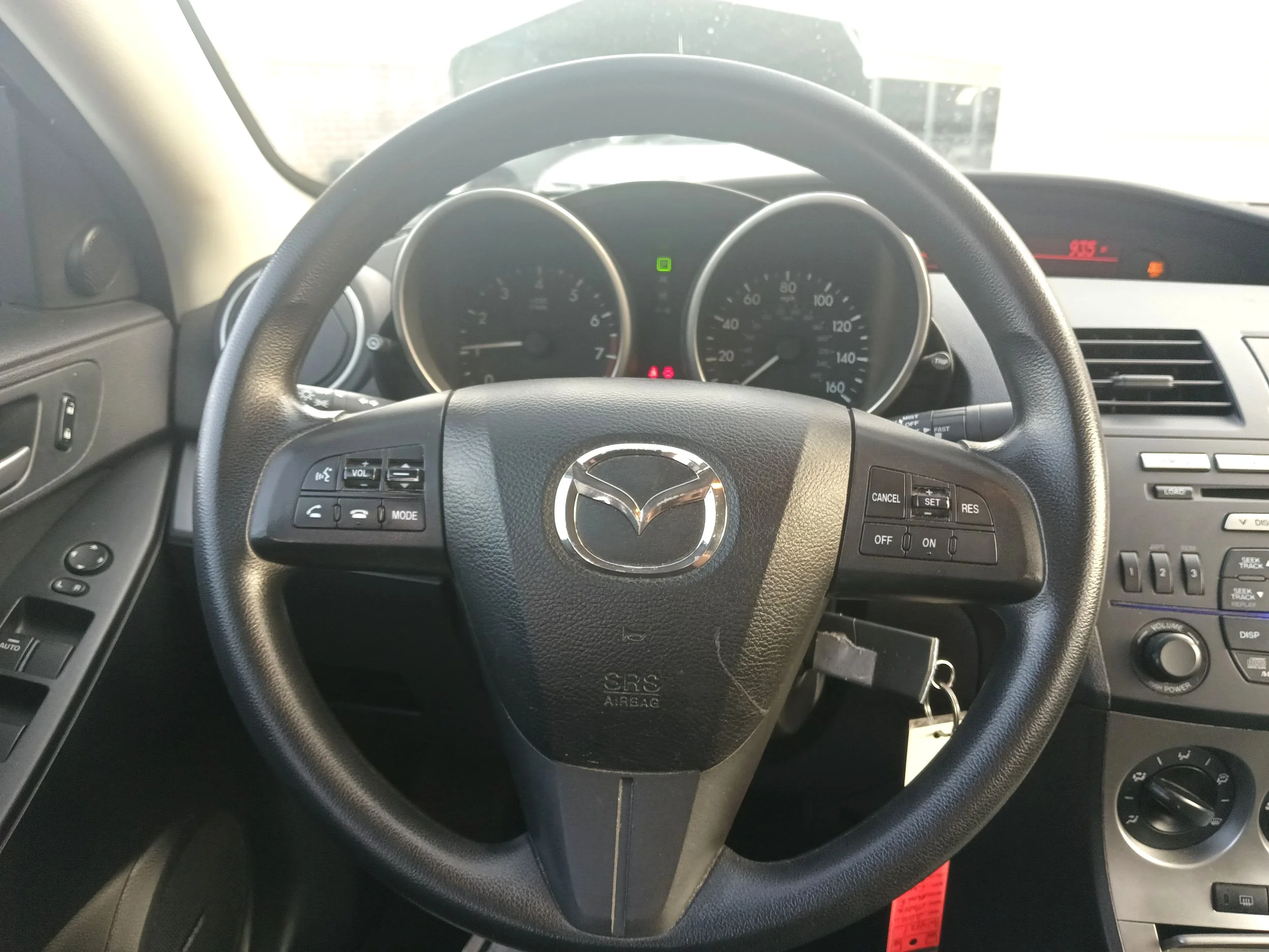 Used 2010 Silver Mazda i SV 4-Door image 15