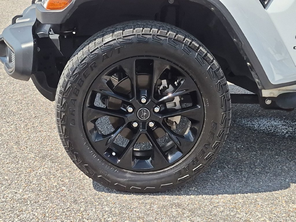 Used 2024 White Jeep Nighthawk image 11