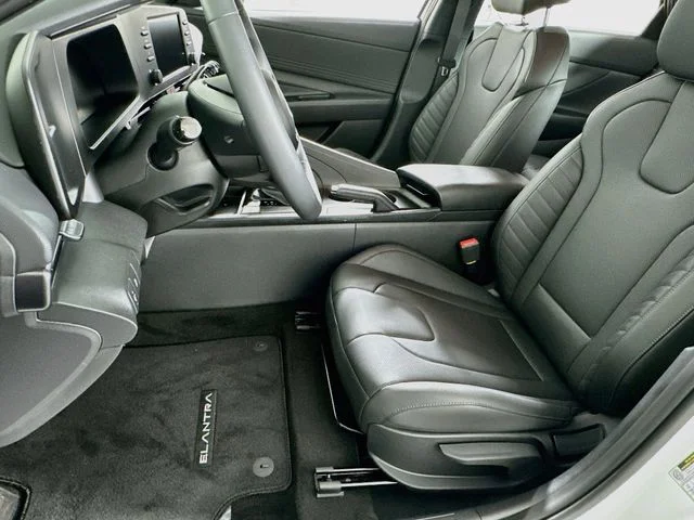 New 2026 Hyundai ELANTRA SEL Sport