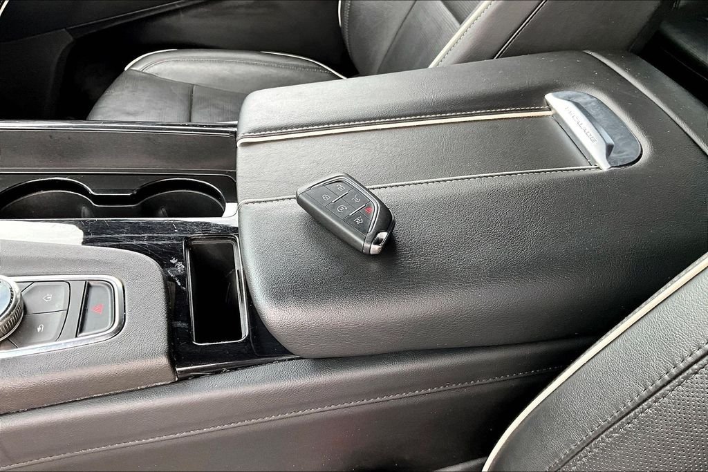 Used 2023 Silver Cadillac Sport image 10