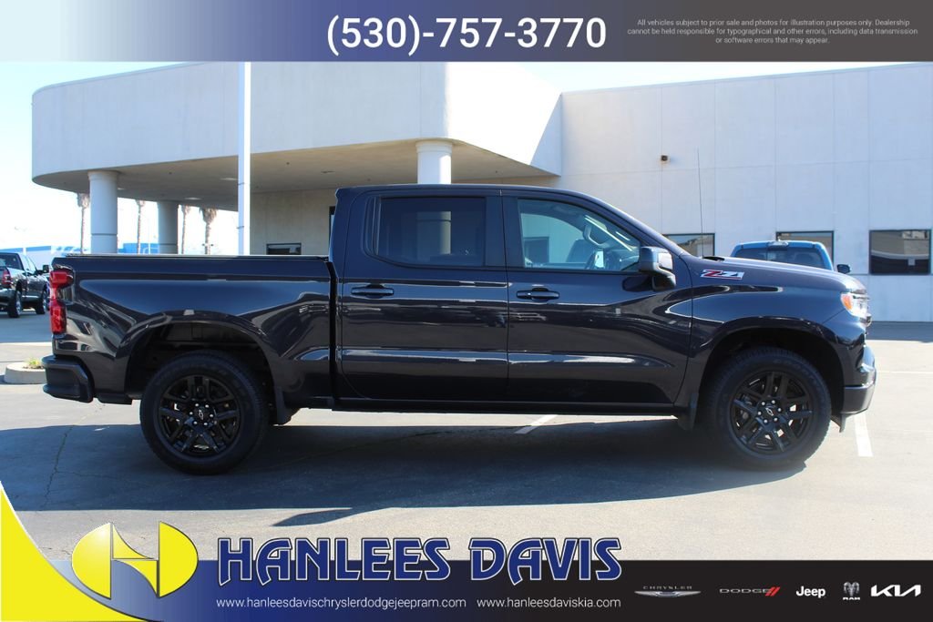 2023 Chevrolet Silverado 1500 RST photo 5