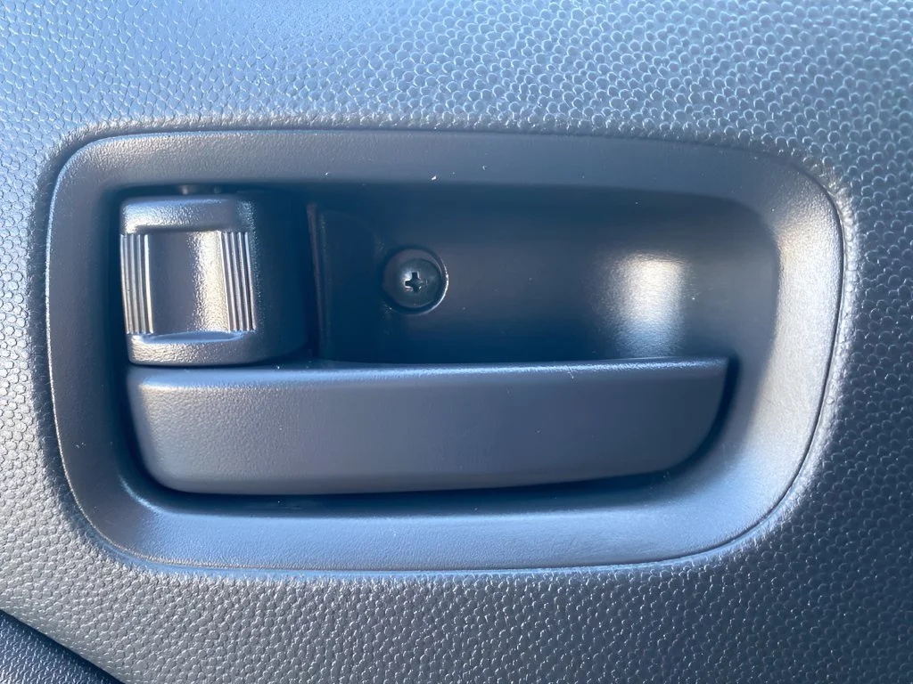 Used 2024 Blue Mitsubishi ES image 12