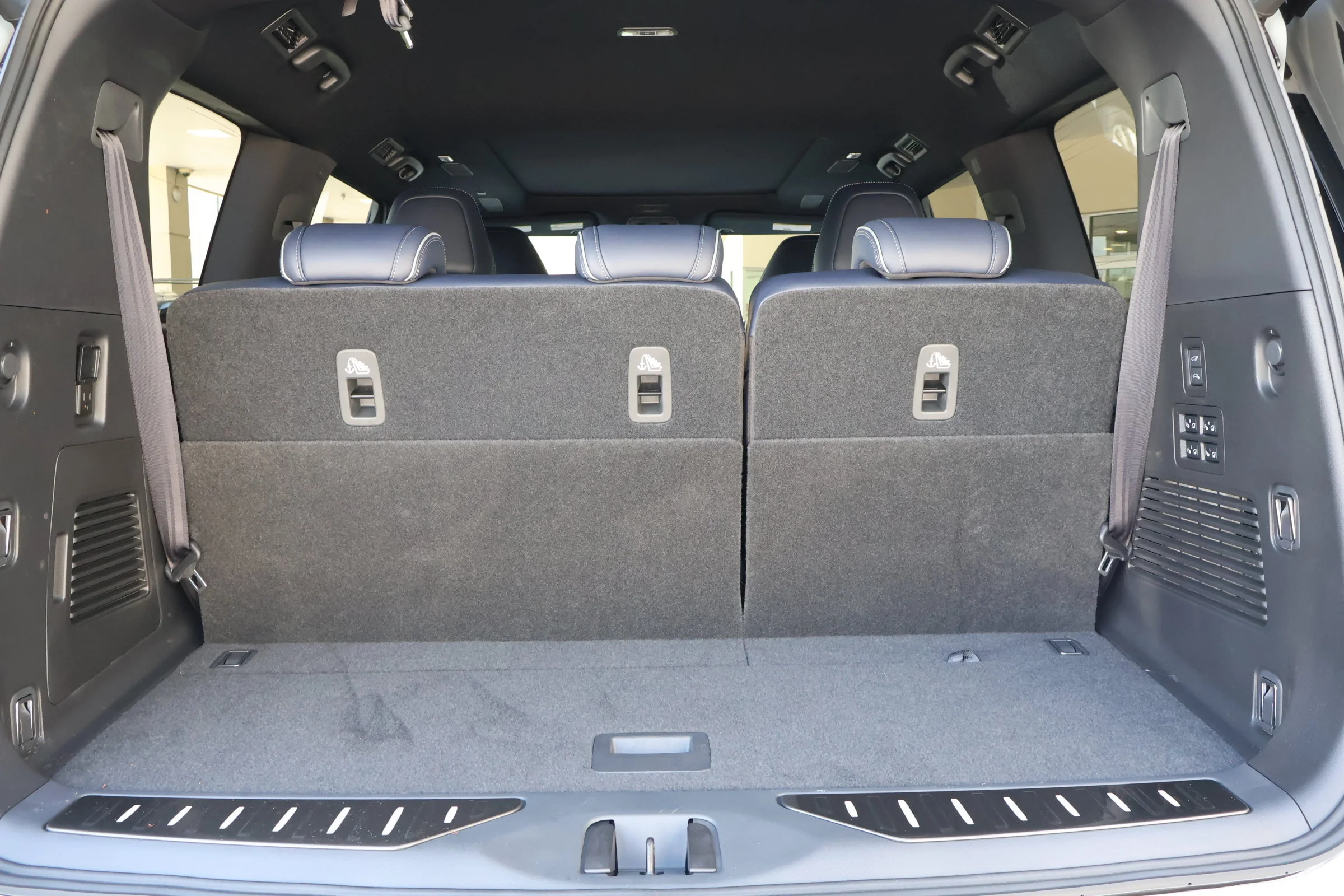 2026 INFINITI QX80 Sport - Photo 24