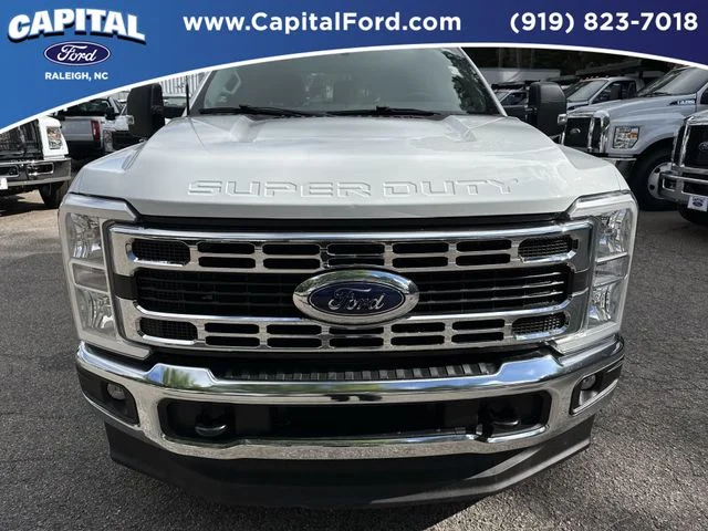 Used 2025 White Ford XLT image 10
