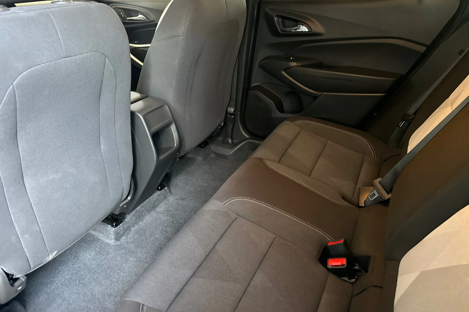 Used 2026 White Chevrolet LS image 12