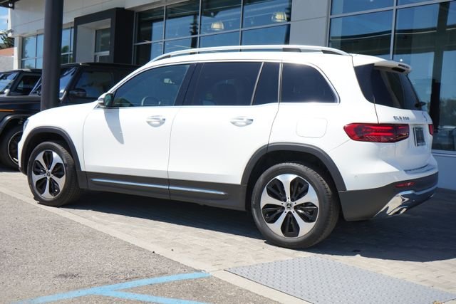 Certified Used 2025 White Mercedes-Benz GLB 250 image 6