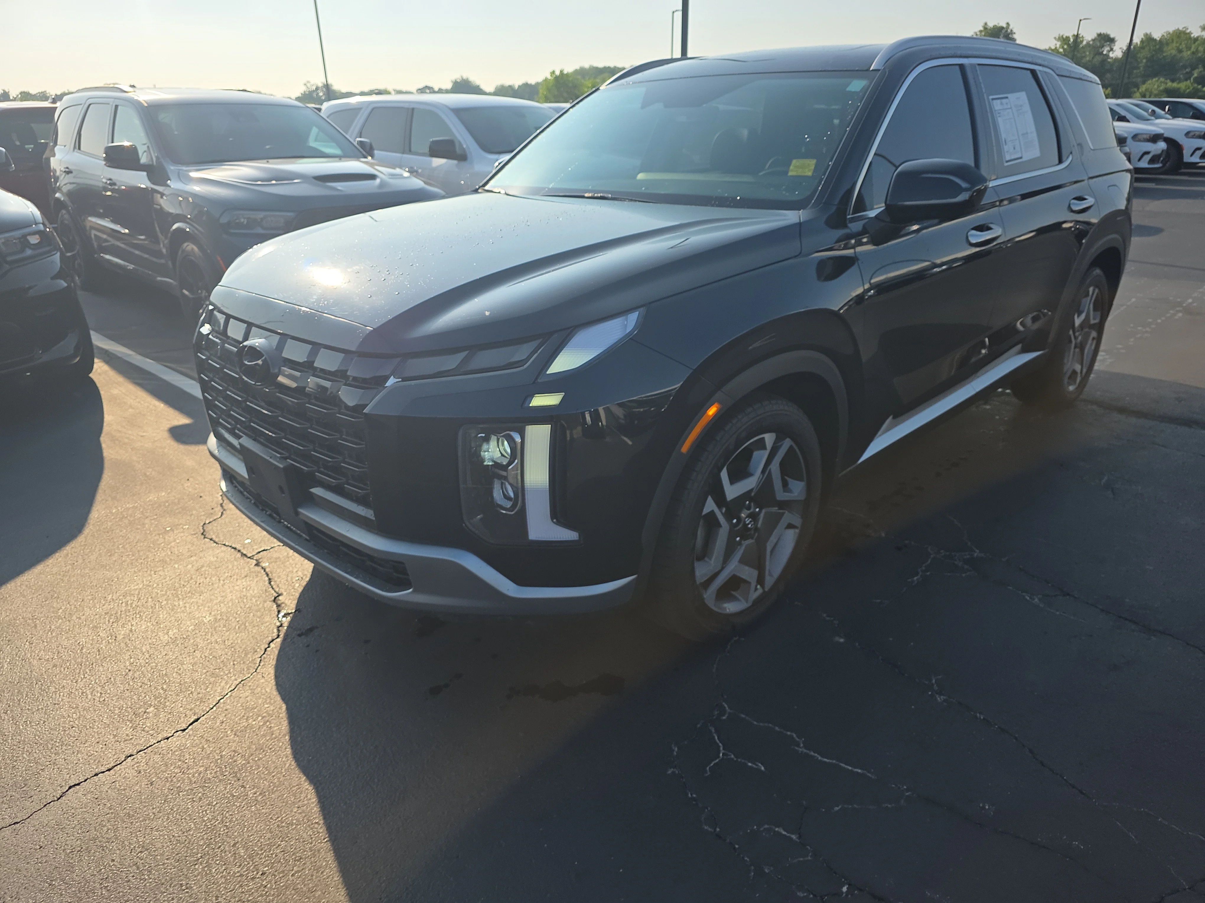 Used 2023 Abyss Black Pearl Hyundai SEL image 2