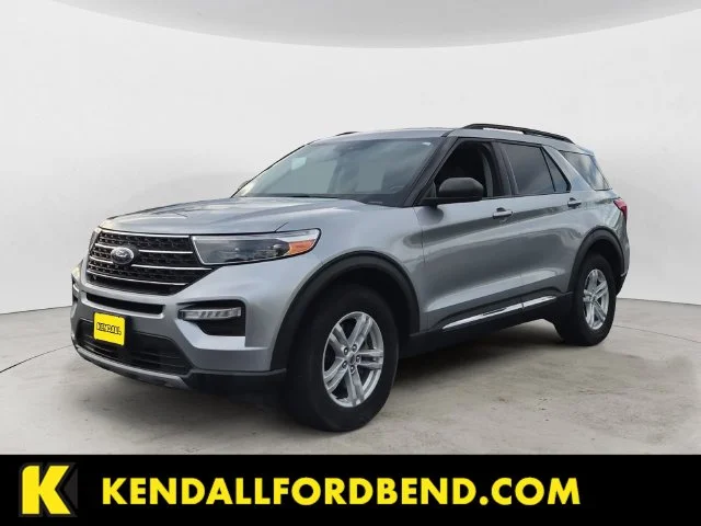 Used 2022 Silver Metallic Ford XLT image 1