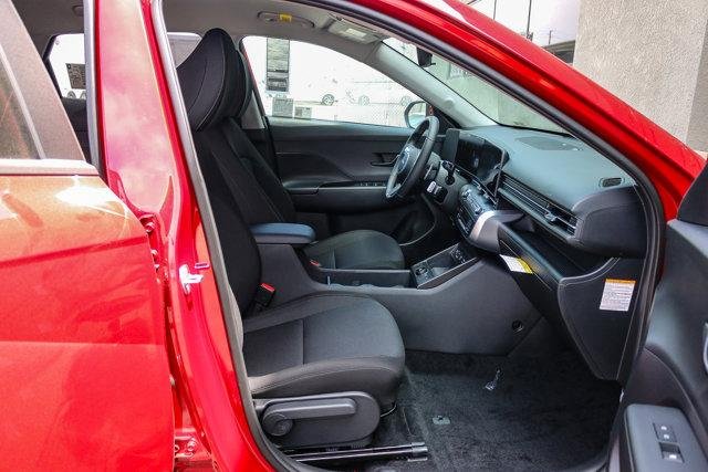 2025 Hyundai Kona EV SEL - Photo 16