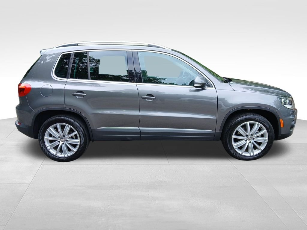 Used 2015 Gray Volkswagen SEL image 7