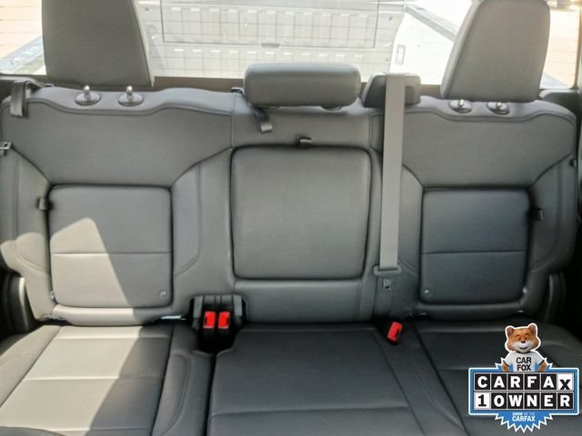 Used 2025 Summit White GMC SLT image 5