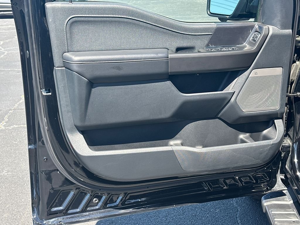 2025 Ford F-150 Lariat - Photo 10