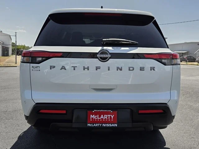 New 2026 Everest White Pearl TriCoat Nissan SV image 4