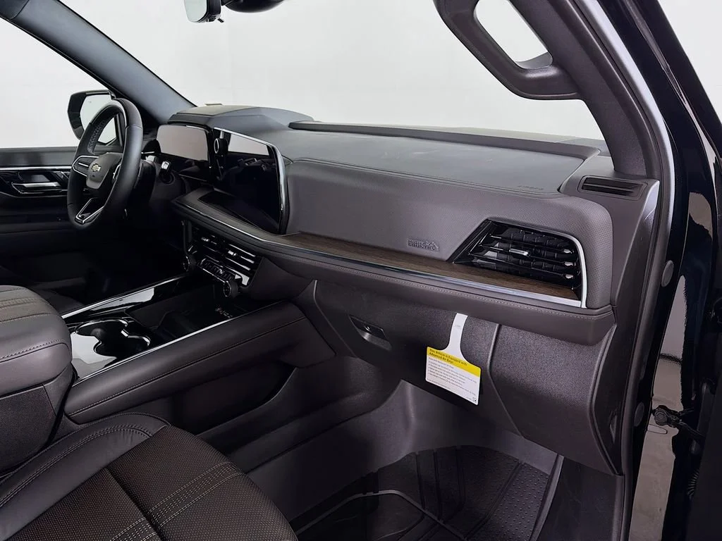 2026 Chevrolet Suburban High Country - Photo 28