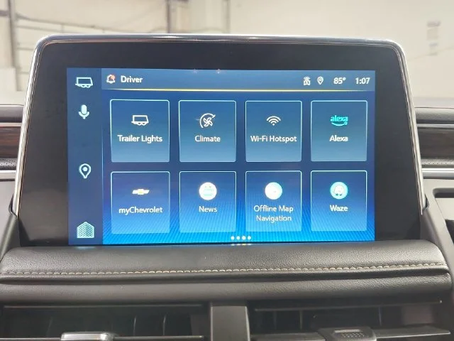 2023 Chevrolet Suburban Premier - Photo 18