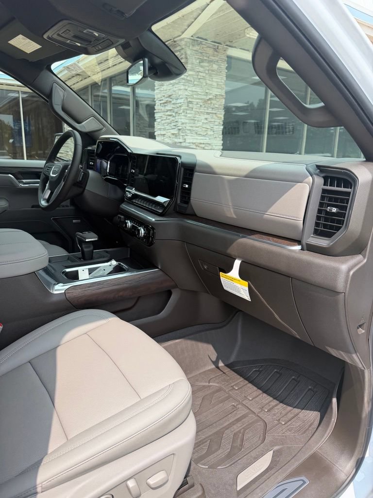 New 2026 Glacier White Tricoat GMC SLT image 24