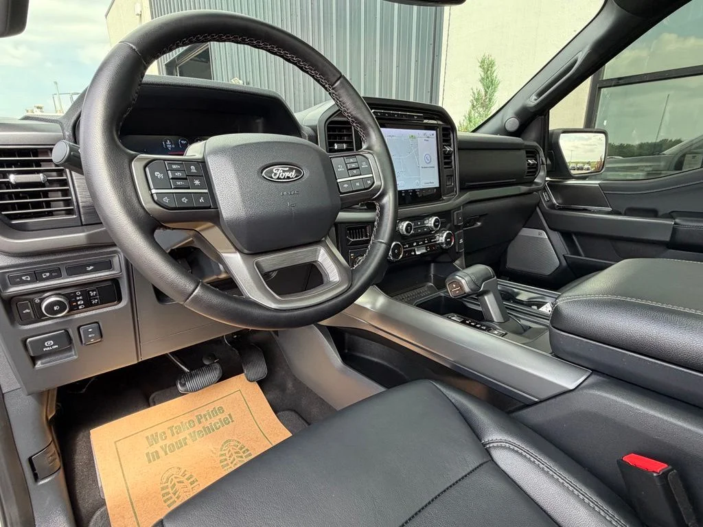 Used 2024 Gray Ford XLT image 10