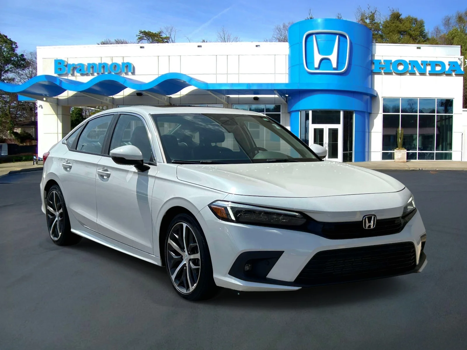 Used 2024 White Honda Touring CVT image 1