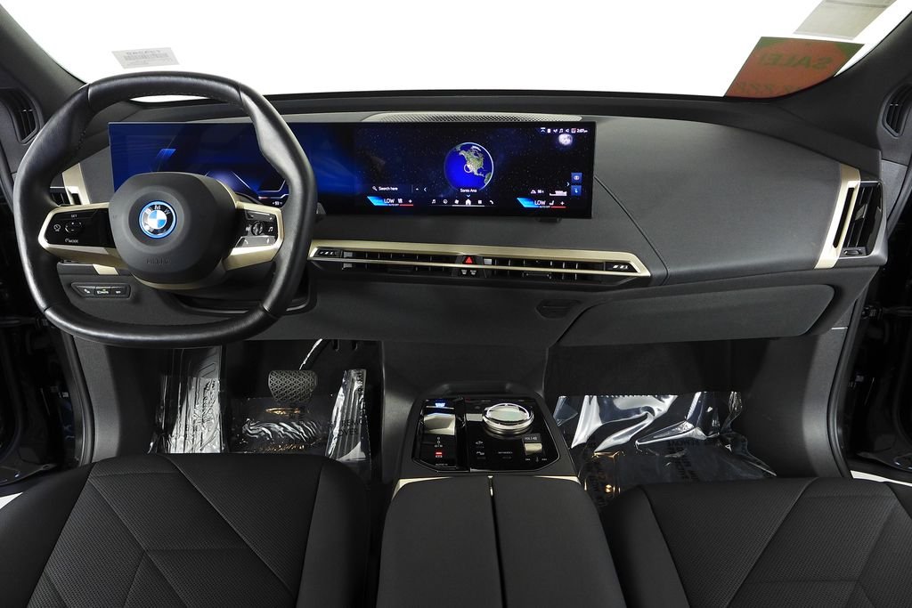 Certified Used 2024 Black Sapphire Metallic BMW xDrive50 image 24