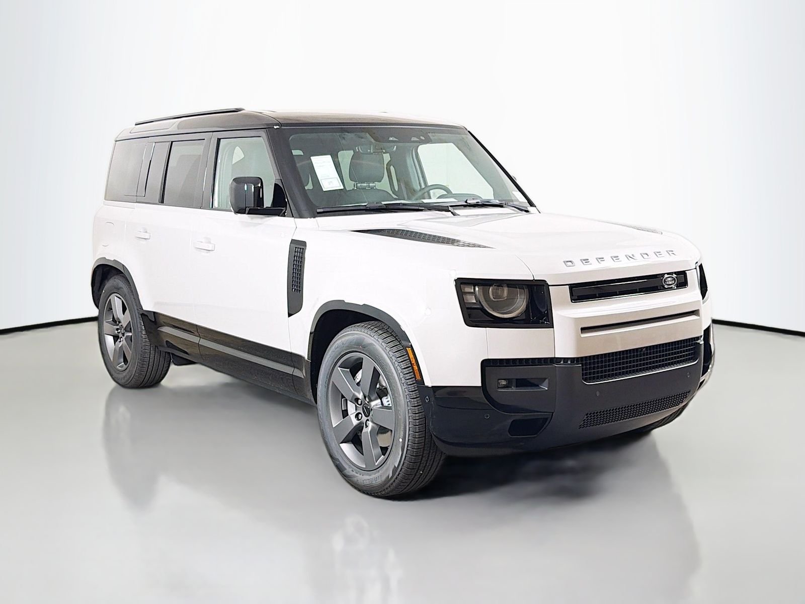 New 2026 Borasco Grey Land Rover X-Dynamic SE image 7