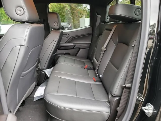 2026 Chevrolet Colorado LT - Photo 16