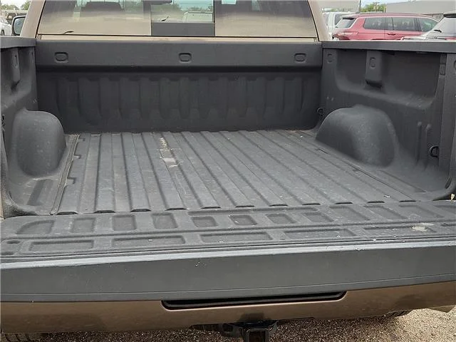 Used 2014 Brown Chevrolet High Country 4x4 Crew Cab 5.75 ft. box 143.5 in. W image 9