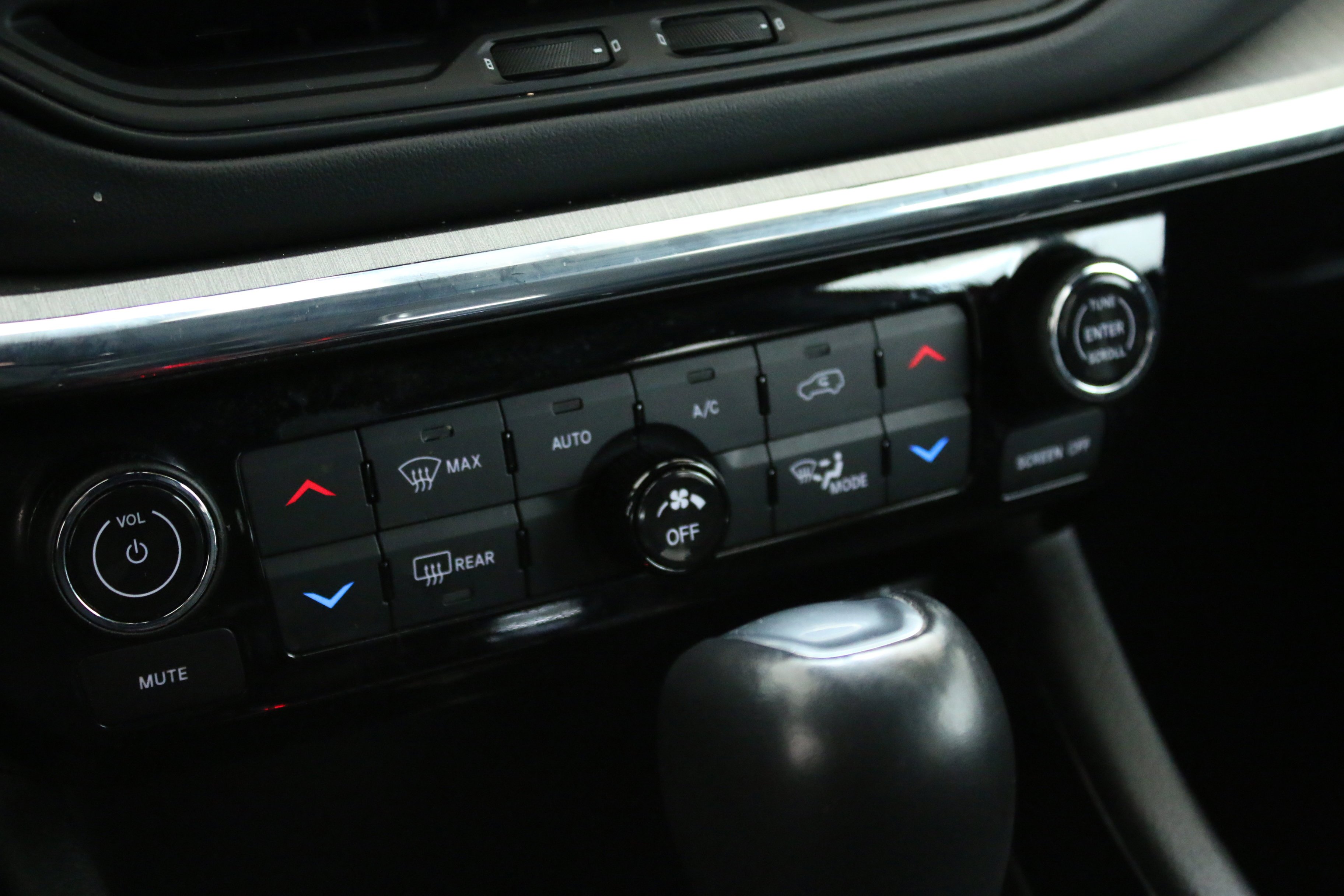 2022 Jeep Compass (RED) Edition - Photo 19